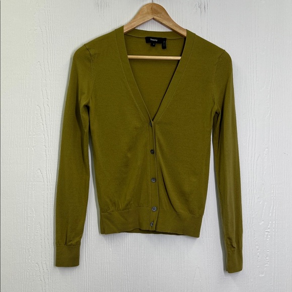 Theory - Fine Merino Wool V Neck Green Button Down Lightweight Cardigan Size SM - Picture 6 of 8